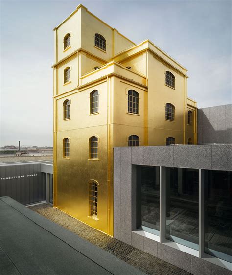 fondazione prada rolls royce pece e piume|fondazione prada milano.